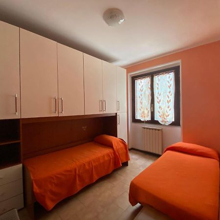 Geranium Home Lake Como Argegno Buitenkant foto